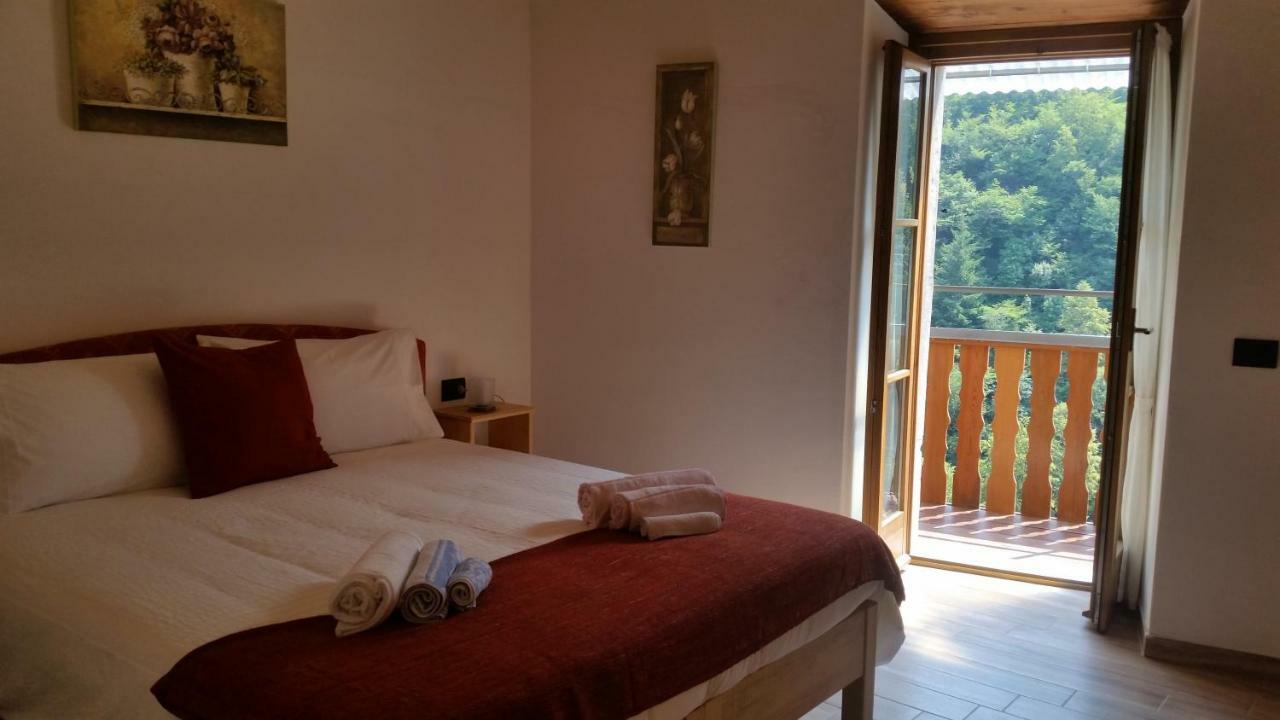 La Tana Del Tasso Rooms&Breakfast Camerata Cornello Eksteriør billede